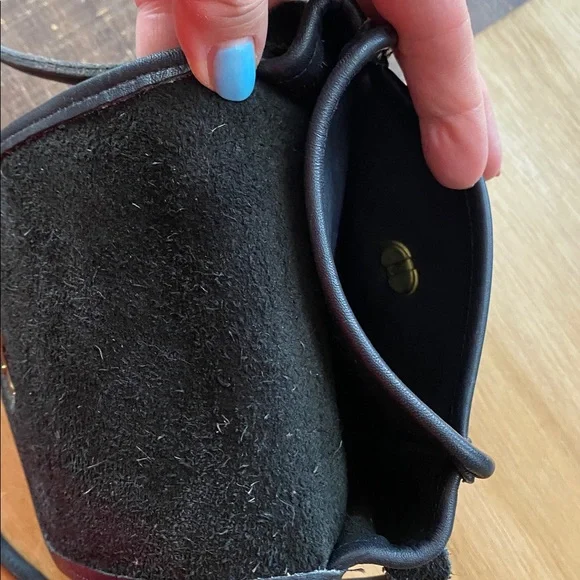 Vintage Coach Black Leather Scooter Bag 9893 - Picture 2 of 16